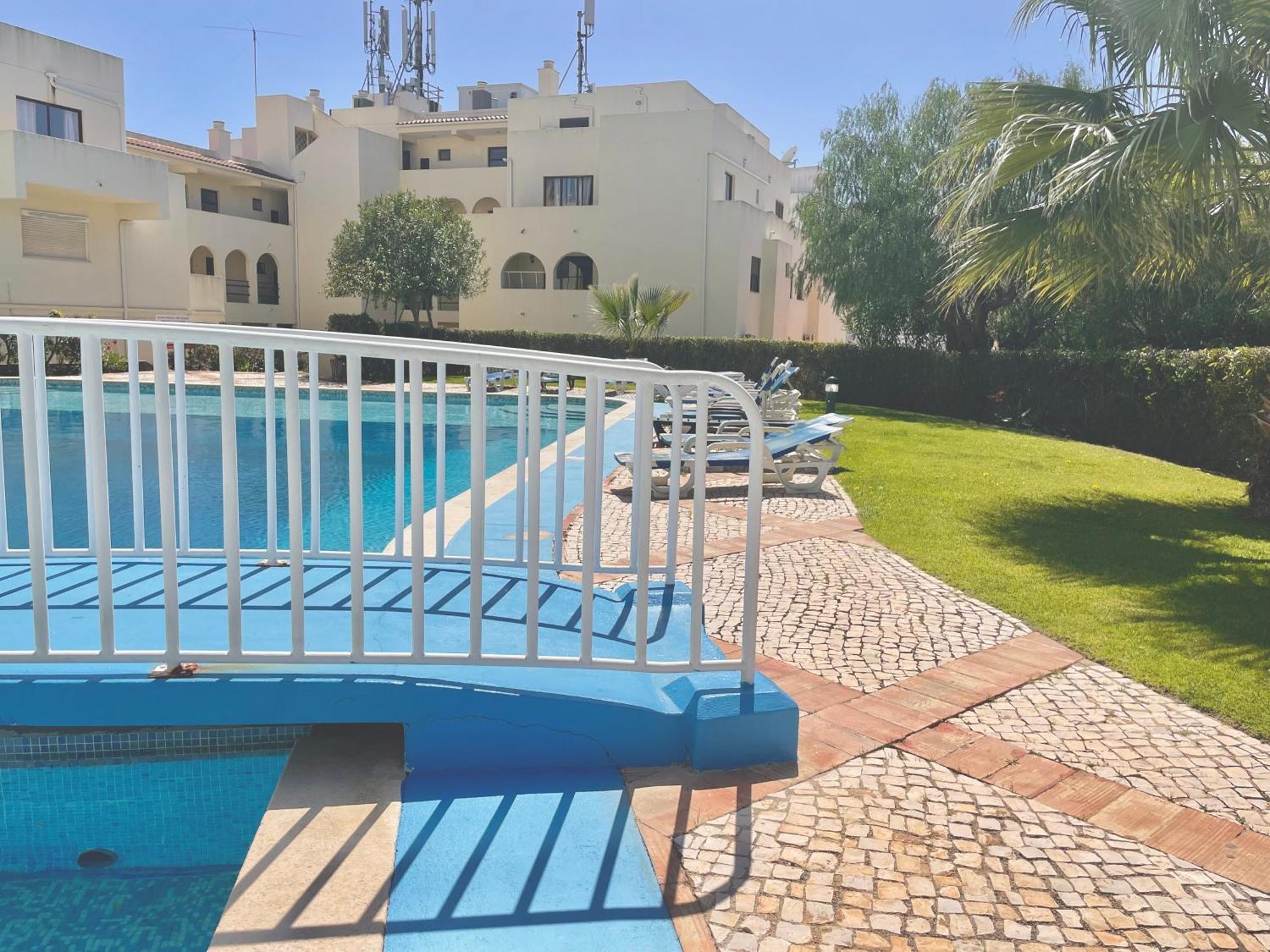 Apartamento Bem Localizado Albufeira Exterior photo